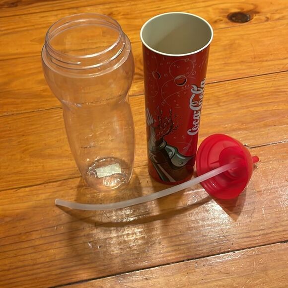 NWT Vintage Coca Cola Classic travel insulated mug w/metal insert & rubber straw - Picture 7 of 15
